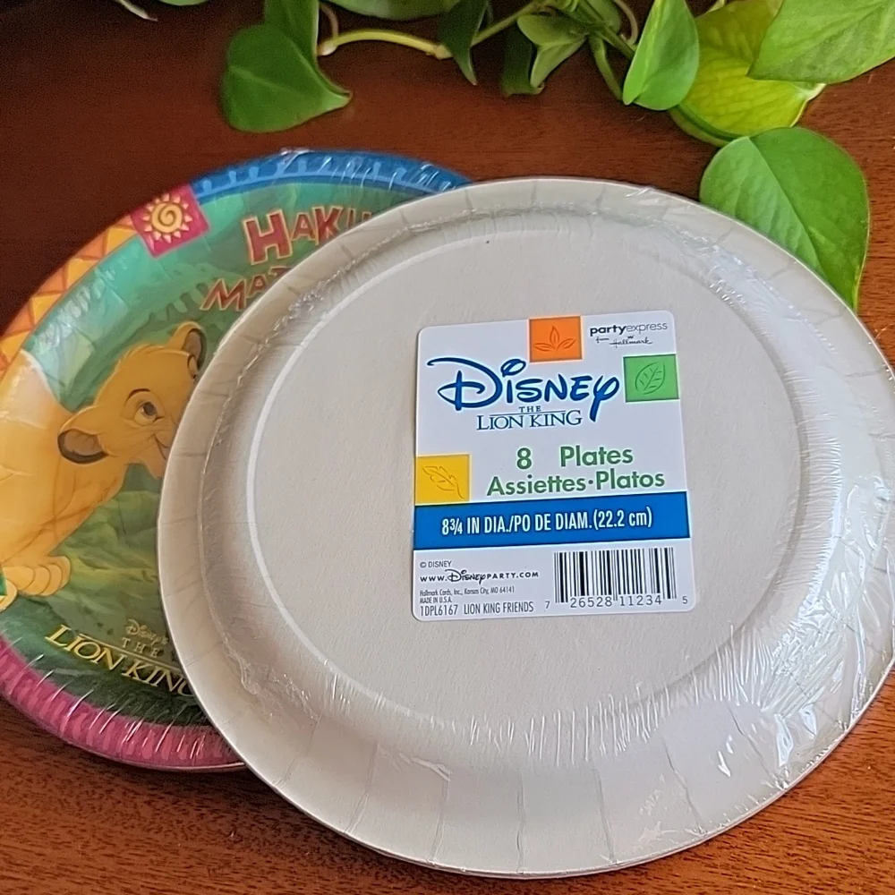 Rare NEW sealed Hakuna Matata Disney The 🦁 Lion King Party Plates 16ct Hallmark